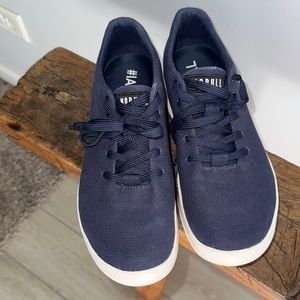 Nobull canvas trainer